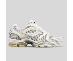 Saucony X Highsnobiety ProGrid Triumph 4 18 Saucony X Highsnobiety ProGrid Triumph 4 -Saucony Sale Store S70821 1 1