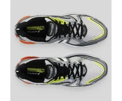 Saucony X Highsnobiety ProGrid Triumph 4 15 Saucony X Highsnobiety ProGrid Triumph 4 -Saucony Sale Store S70821 2 5