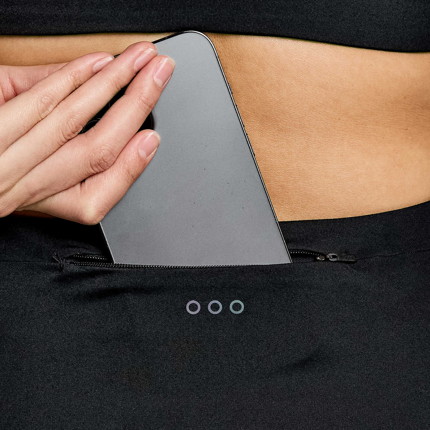 Saucony Women's Fortify Crop Tight 8 Saucony Women's Fortify Crop Tight - Image 6